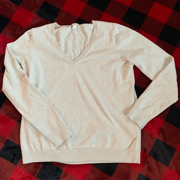 J. Crew Sweaters - J Crew women’s sweater size Large, runs small